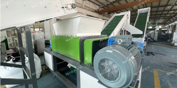 plastic lumps crushing shredding washing recycling machinery nicety machinery co., ltd