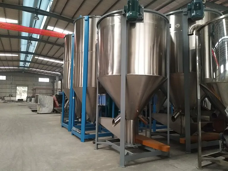 vertical batch mixer silo