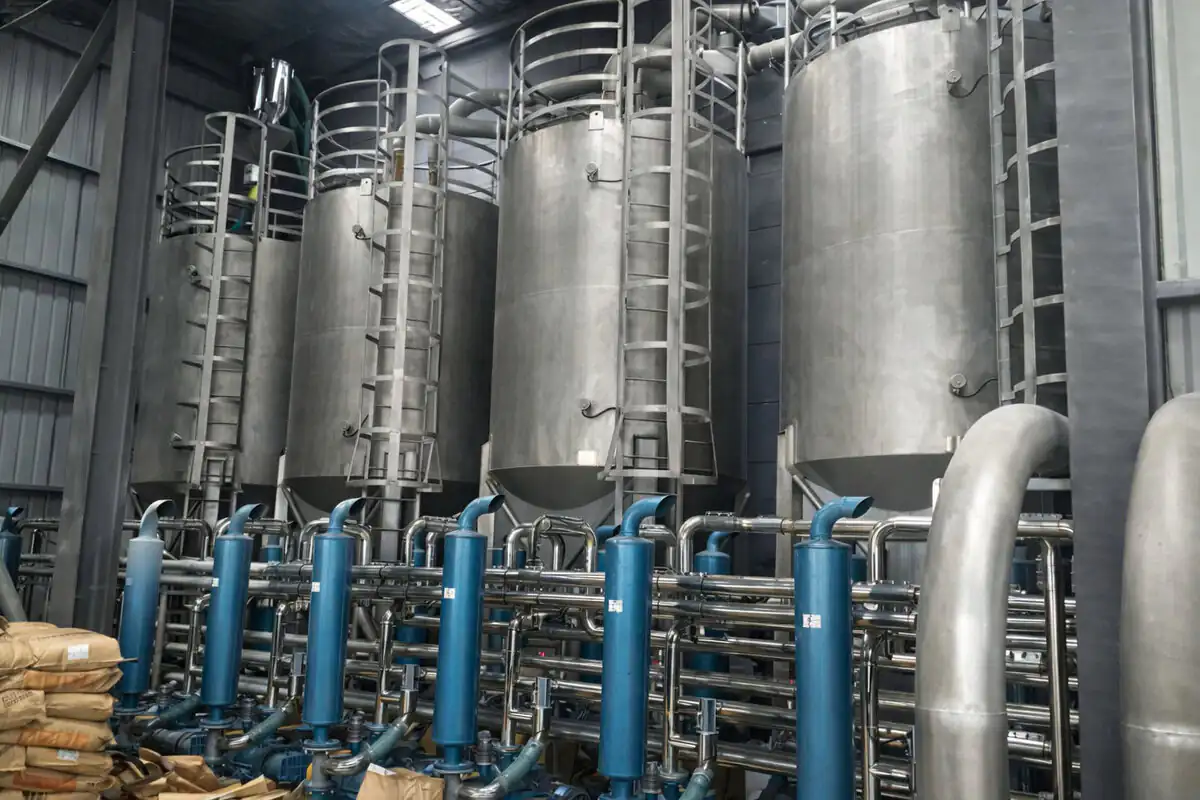 central feeding system - Storage Silos & Hoppers